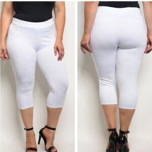 1XL Plus Size Capri Pant NEW